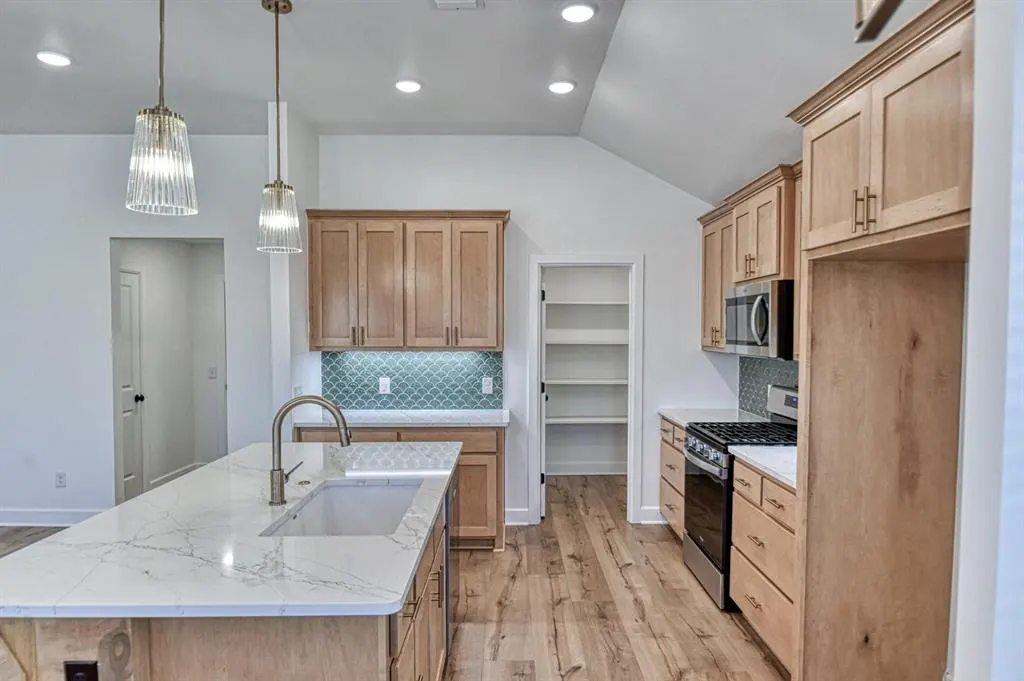 Photo 14 — 612 Berline Road, Guthrie, OK 73044