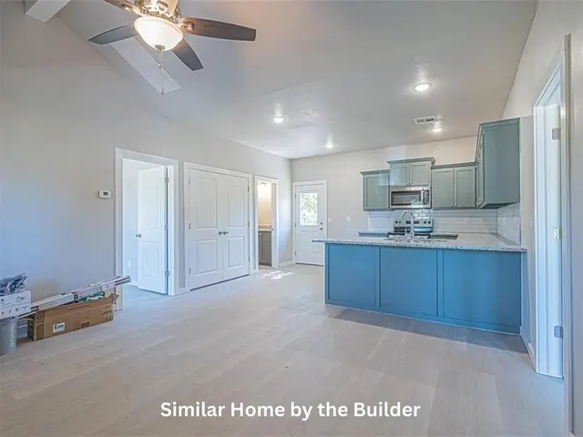 Photo 3 — 2014 Willow Place, Blackwell, OK 74631