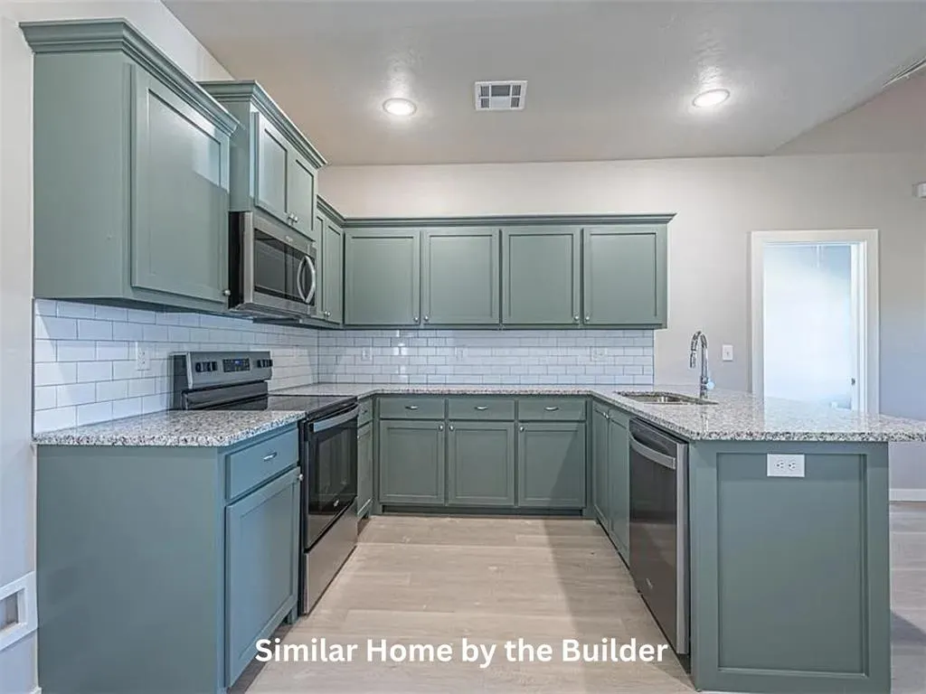 Photo 4 — 2014 Willow Place, Blackwell, OK 74631