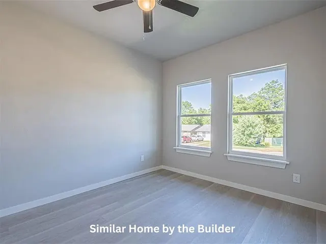 Photo 8 — 2014 Willow Place, Blackwell, OK 74631