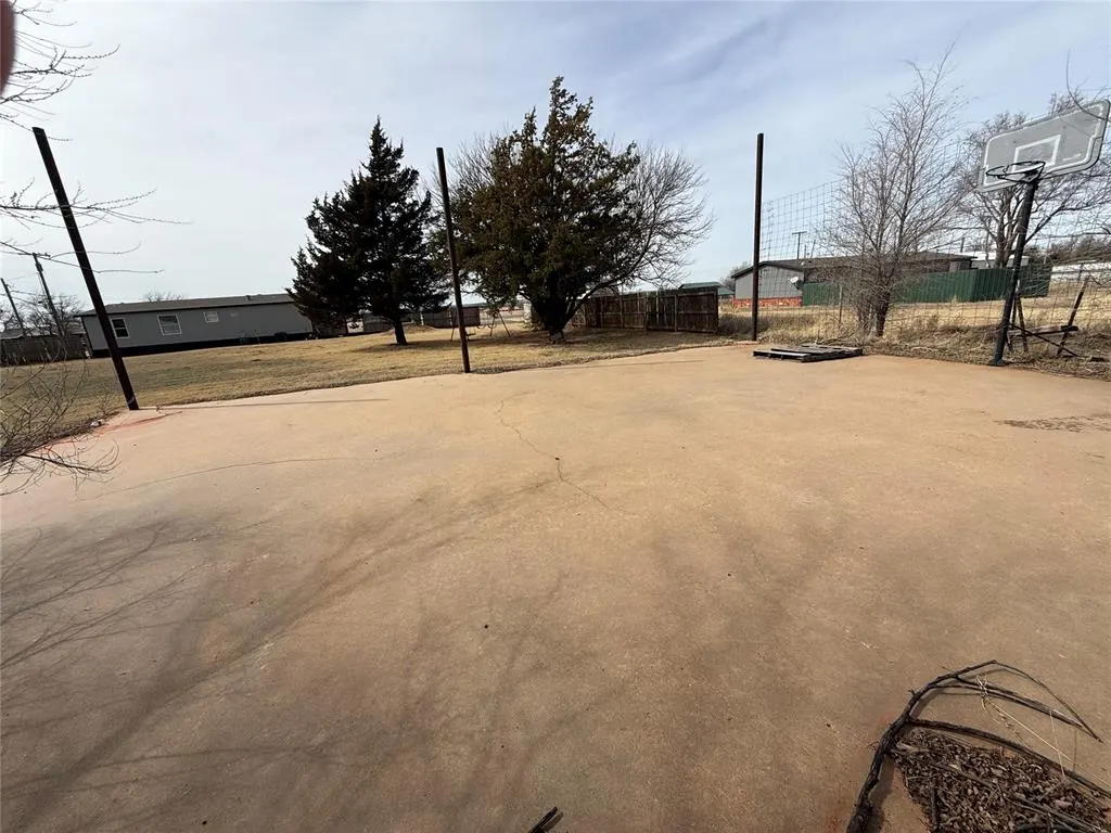 Photo 15 — 10966 Highway 34, Elk City, OK 73644