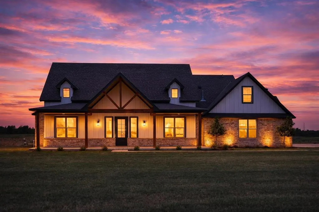 Photo 3 — 701 S Cimarron Road, Yukon, OK 73099
