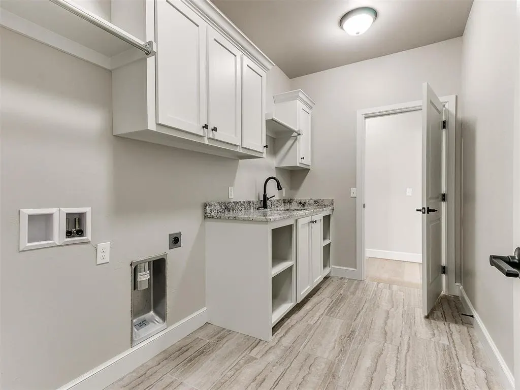 Photo 21 — 701 S Cimarron Road, Yukon, OK 73099