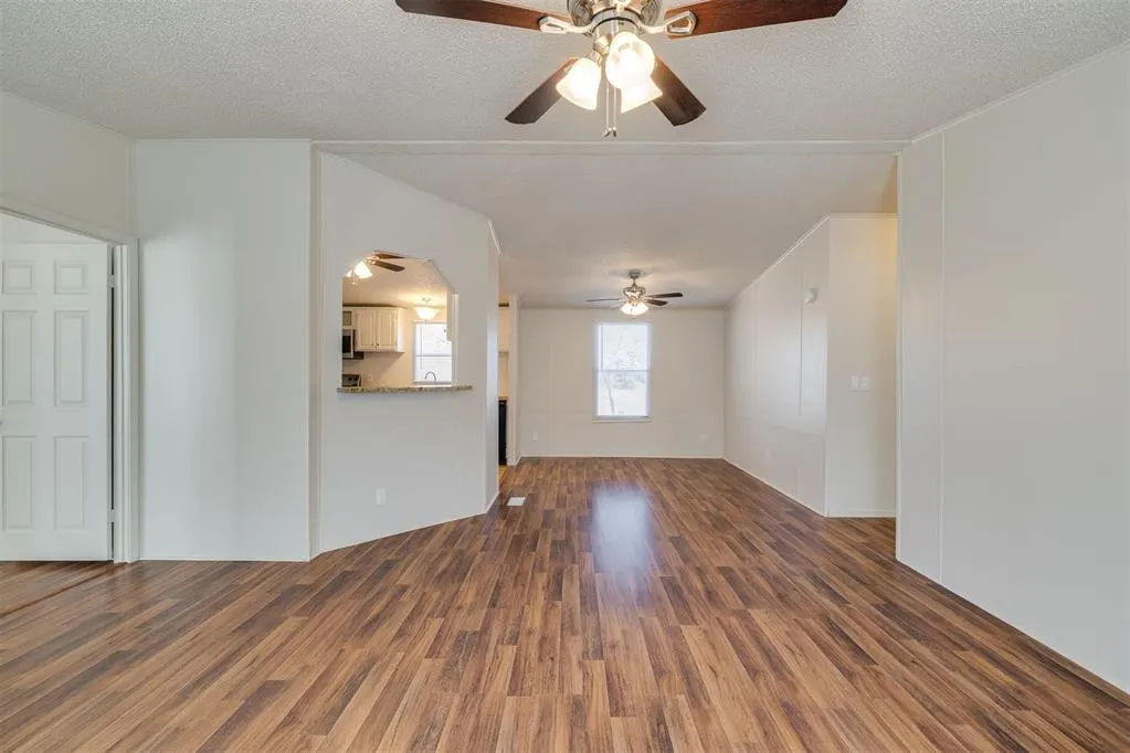 Photo 5 — 1617 142nd Avenue, Norman, OK 73026