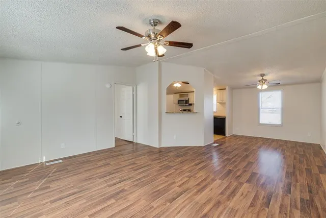 Photo 6 — 1617 142nd Avenue, Norman, OK 73026