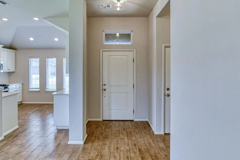 Photo 5 — 8712 Thera Drive, Oklahoma City, OK 73135