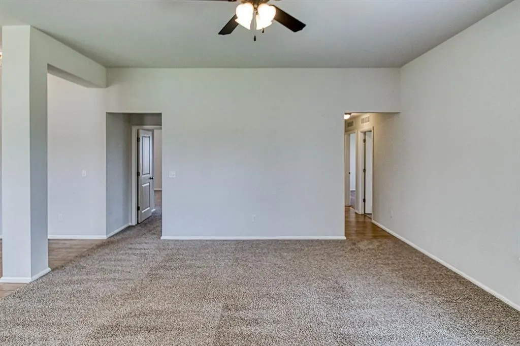 Photo 9 — 8712 Thera Drive, Oklahoma City, OK 73135