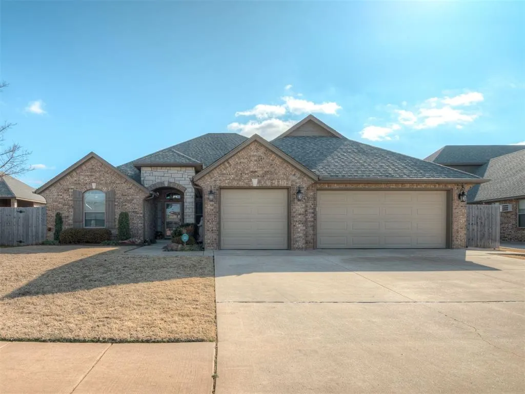 Photo 3 — 20 SW 168th Street, Oklahoma City, OK 73170