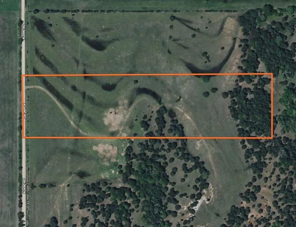 Photo 2 — 002 N 3490 Road, Sparks, OK 74869