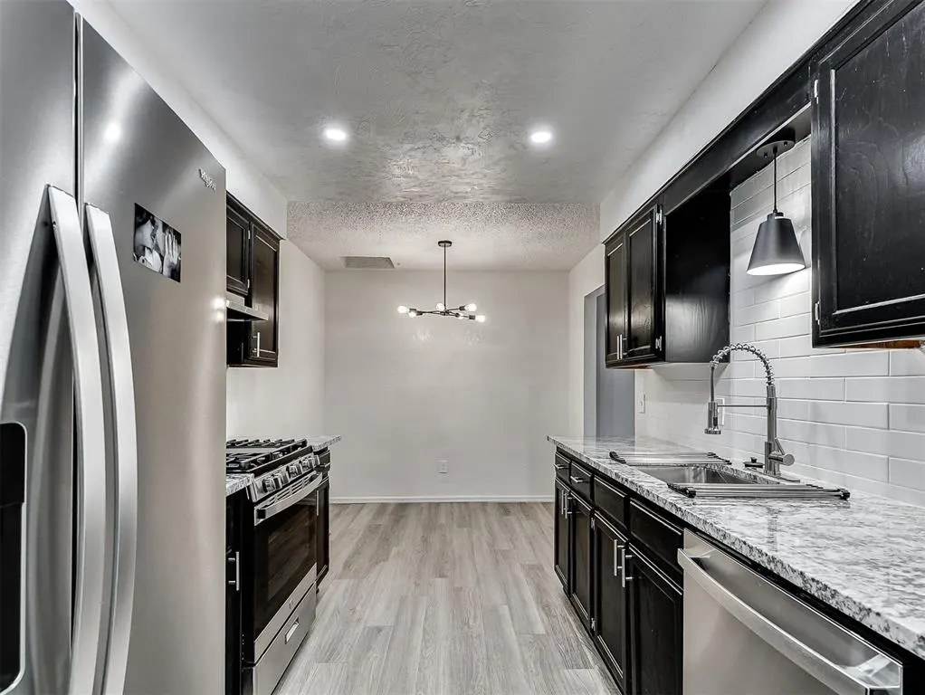 Photo 17 — 817 NW 137th Street, Edmond, OK 73013