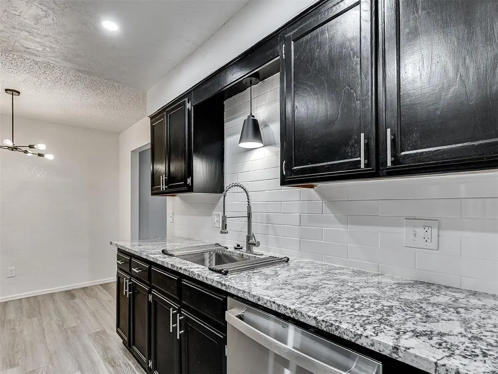 Photo 18 — 817 NW 137th Street, Edmond, OK 73013