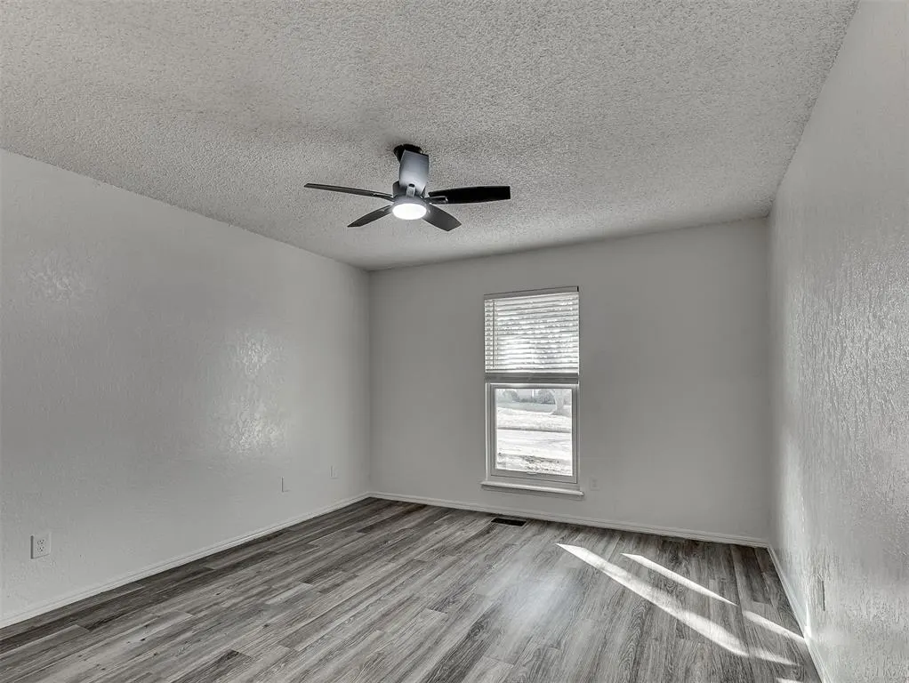 Photo 21 — 817 NW 137th Street, Edmond, OK 73013