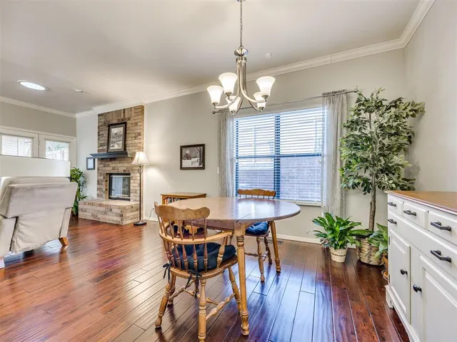 Photo 5 — 117 Woodbridge Circle, Edmond, OK 73012