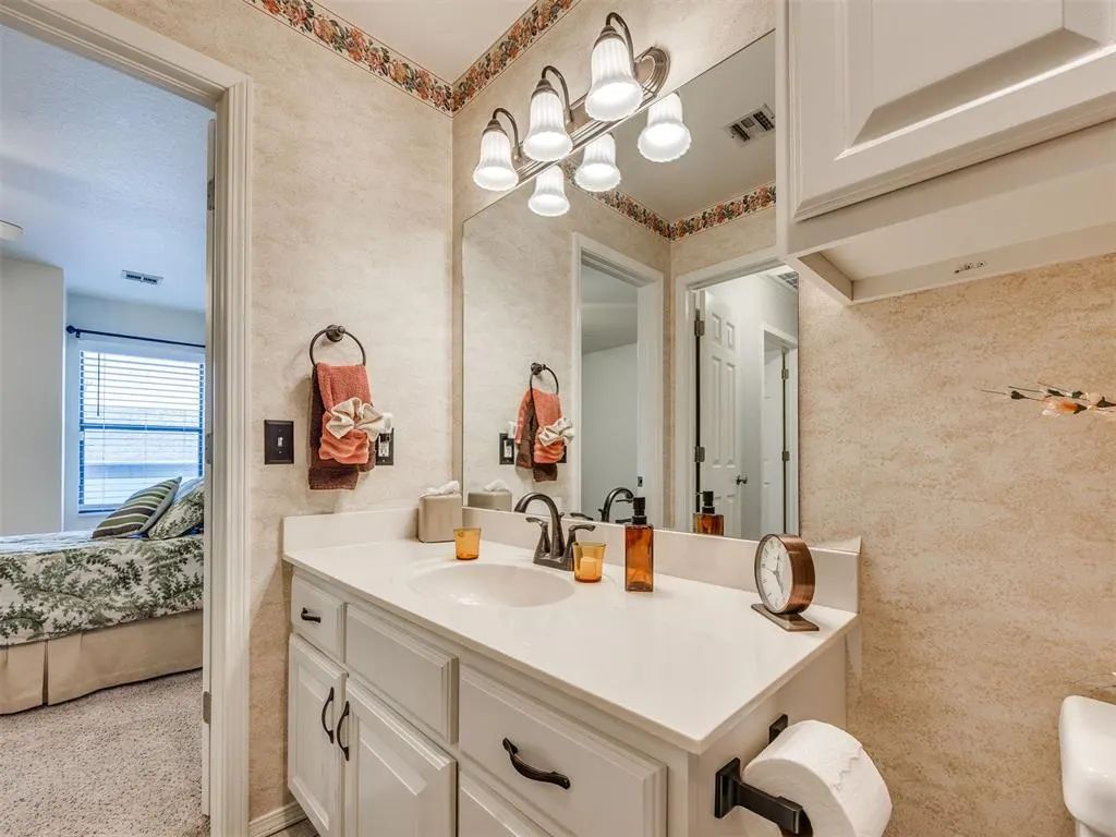Photo 22 — 117 Woodbridge Circle, Edmond, OK 73012