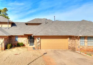 Sold home at 117 Woodbridge Circle
