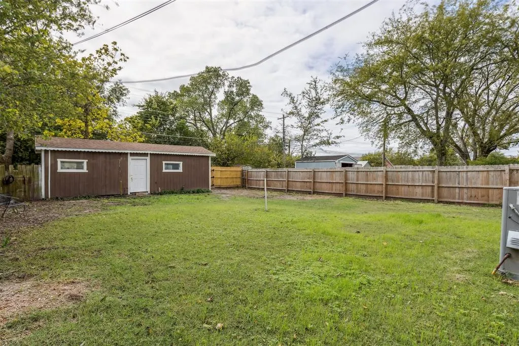 Photo 29 — 1412 8th Avenue NW, Ardmore, OK 73401