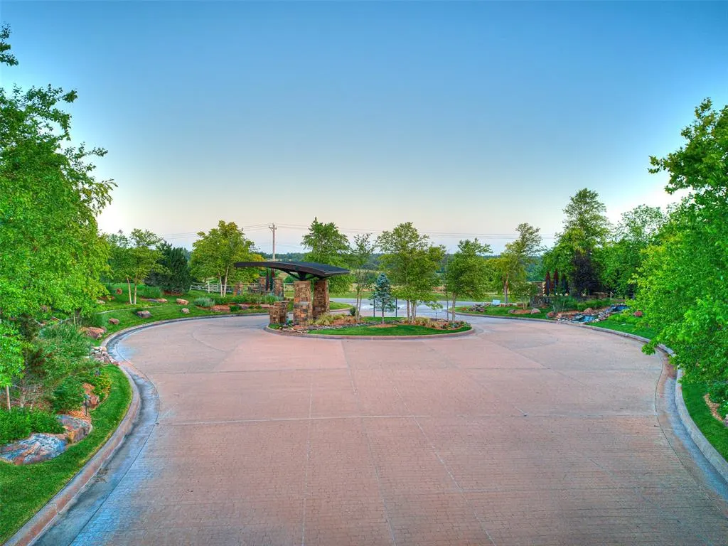 Photo 3 — 5603 Harper Creek Trail, Edmond, OK 73034