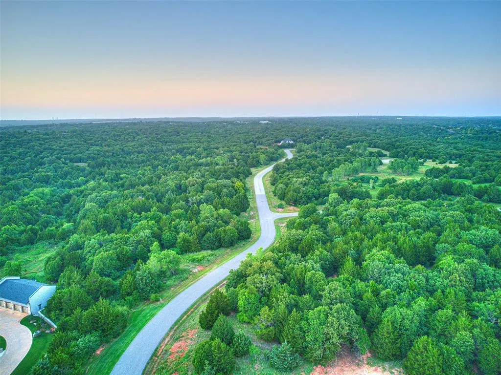 Photo 21 — 5733 Harper Creek Trail, Edmond, OK 73034