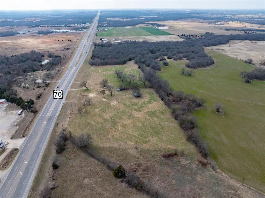 Photo 16 — 17266 Us Highway 70 Highway, Lone grove, OK 73443