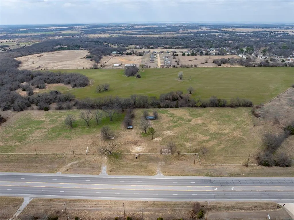 Photo 26 — 17266 Us Highway 70 Highway, Lone grove, OK 73443