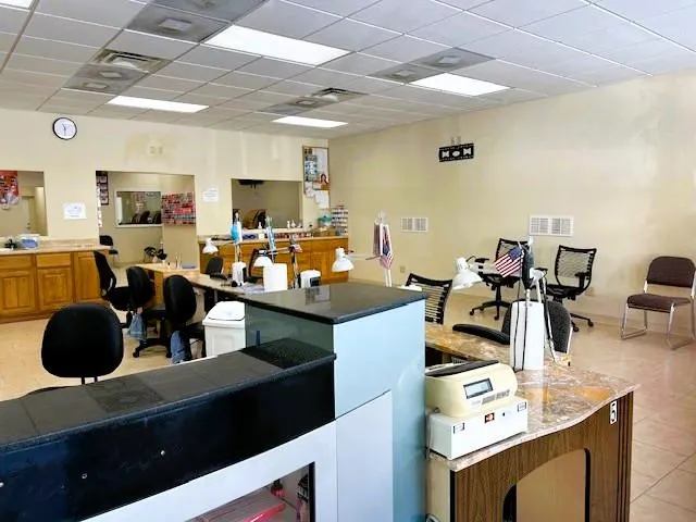 Photo 8 — 416 S Main, Hobart, OK 73651