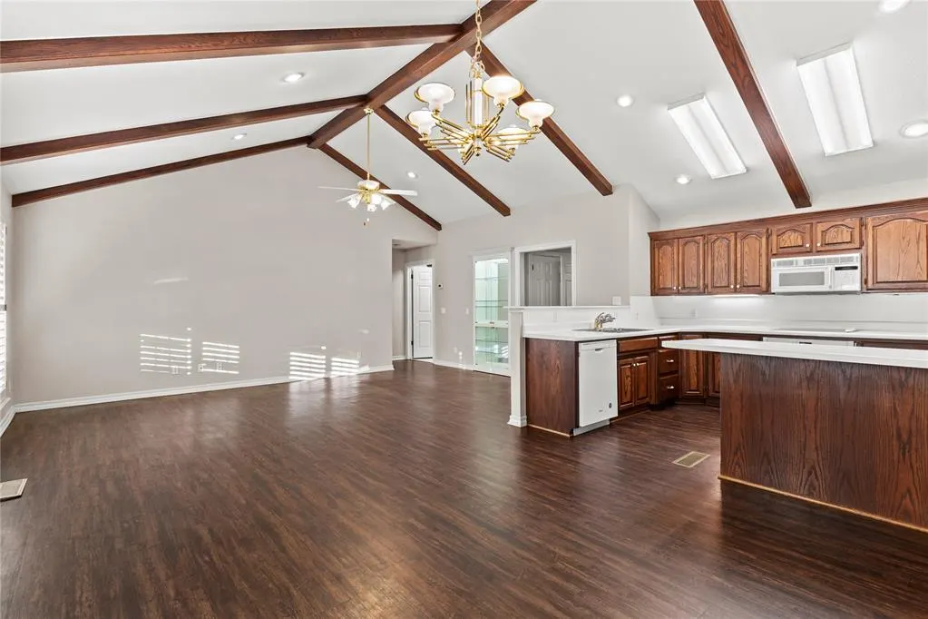 Photo 4 — 1025 Gartrell Place, Weatherford, OK 73096