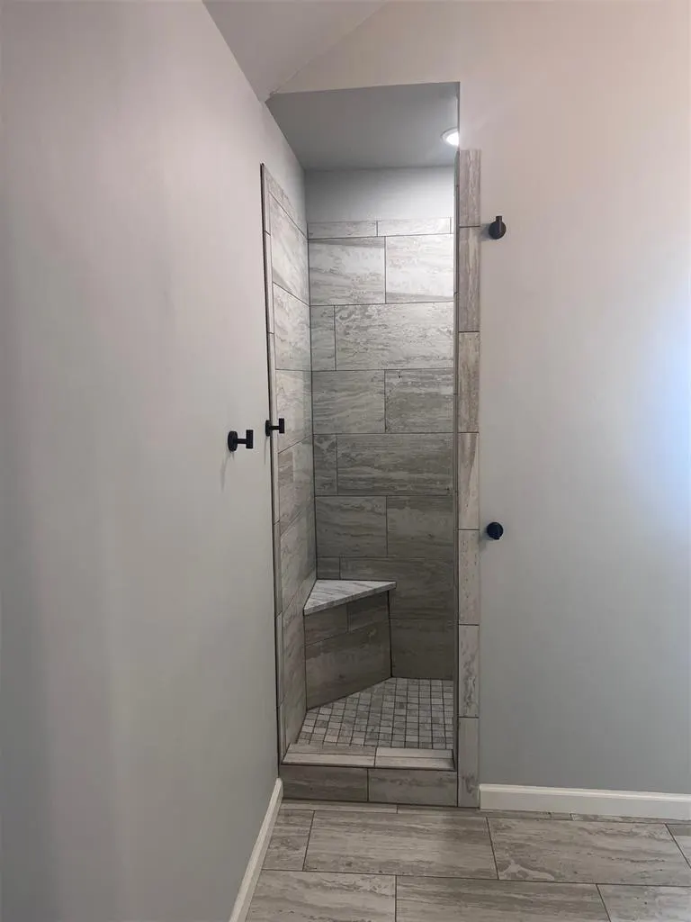 Photo 14 — 4420 Idyl Breeze Drive, Oklahoma City, OK 73179