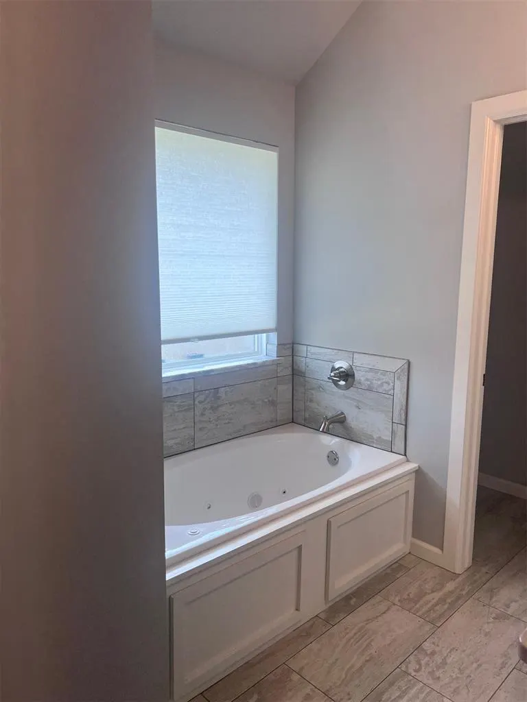 Photo 15 — 4420 Idyl Breeze Drive, Oklahoma City, OK 73179