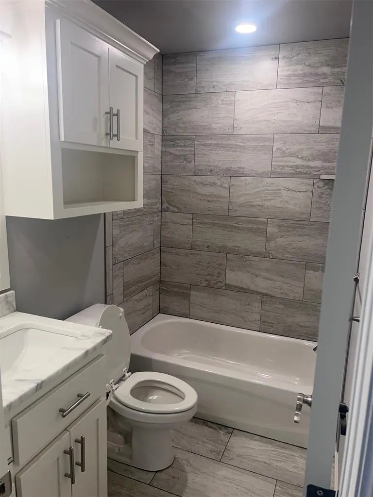 Photo 19 — 4420 Idyl Breeze Drive, Oklahoma City, OK 73179