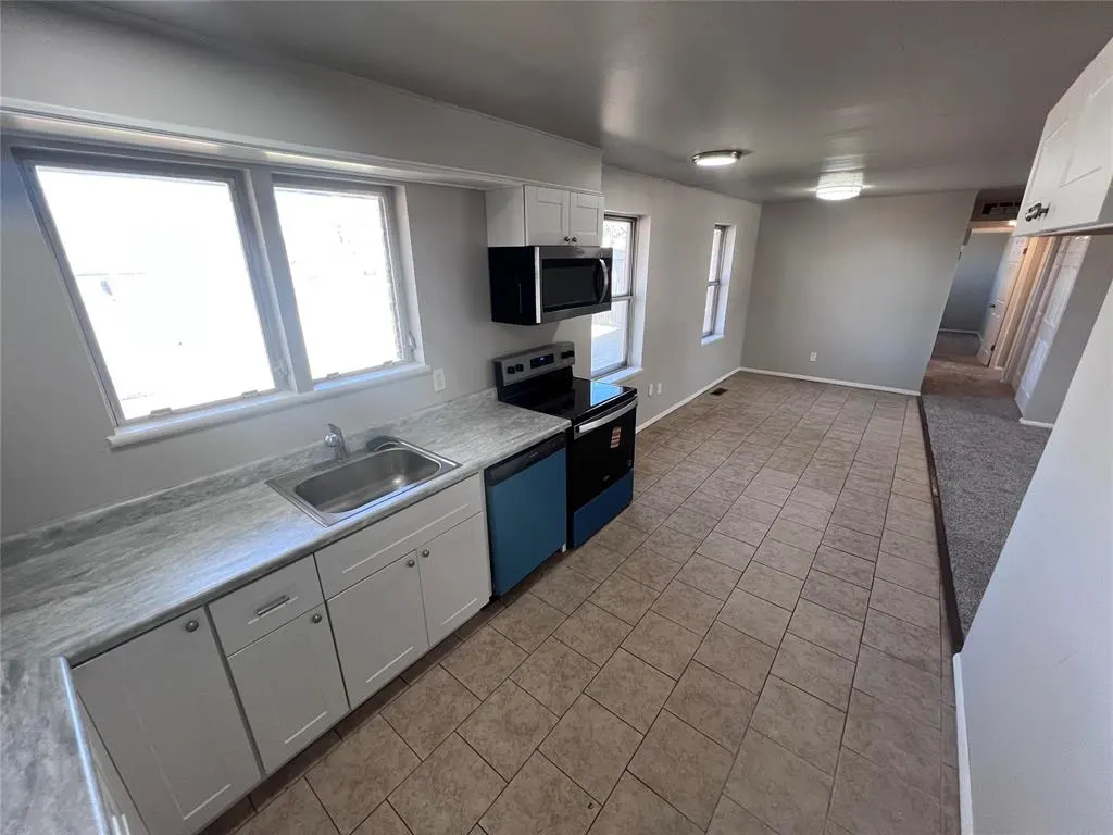 Photo 5 — 6212 Norman Avenue, Oklahoma City, OK 73122