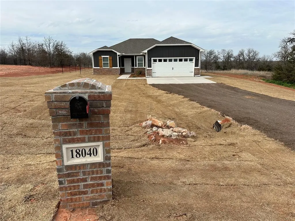 Front exterior — 18040 Lantana Loop, Newalla, OK 74857