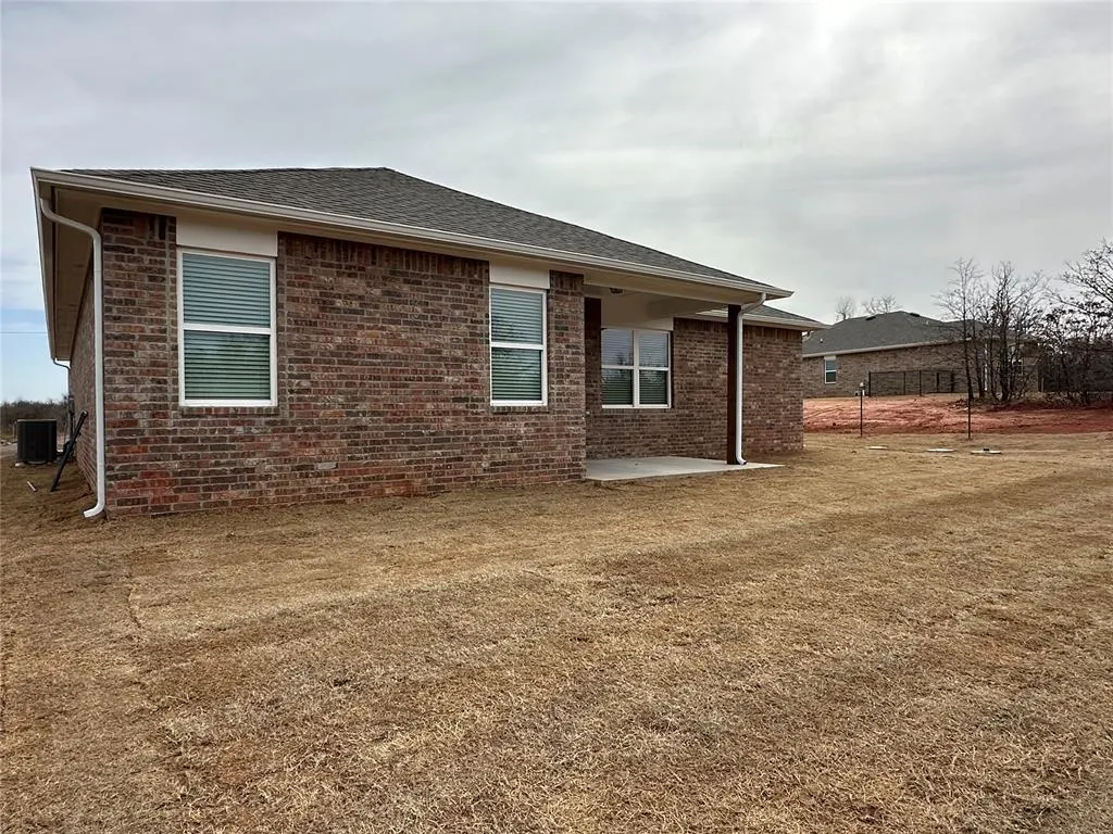 Photo 7 — 18040 Lantana Loop, Newalla, OK 74857