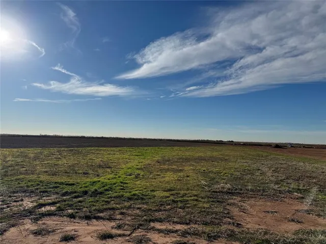 Photo 2 — 11023 Gentle Rain Trail, Guthrie, OK 73044