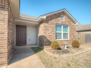 Sold home at 1005 S Blackjack Lane