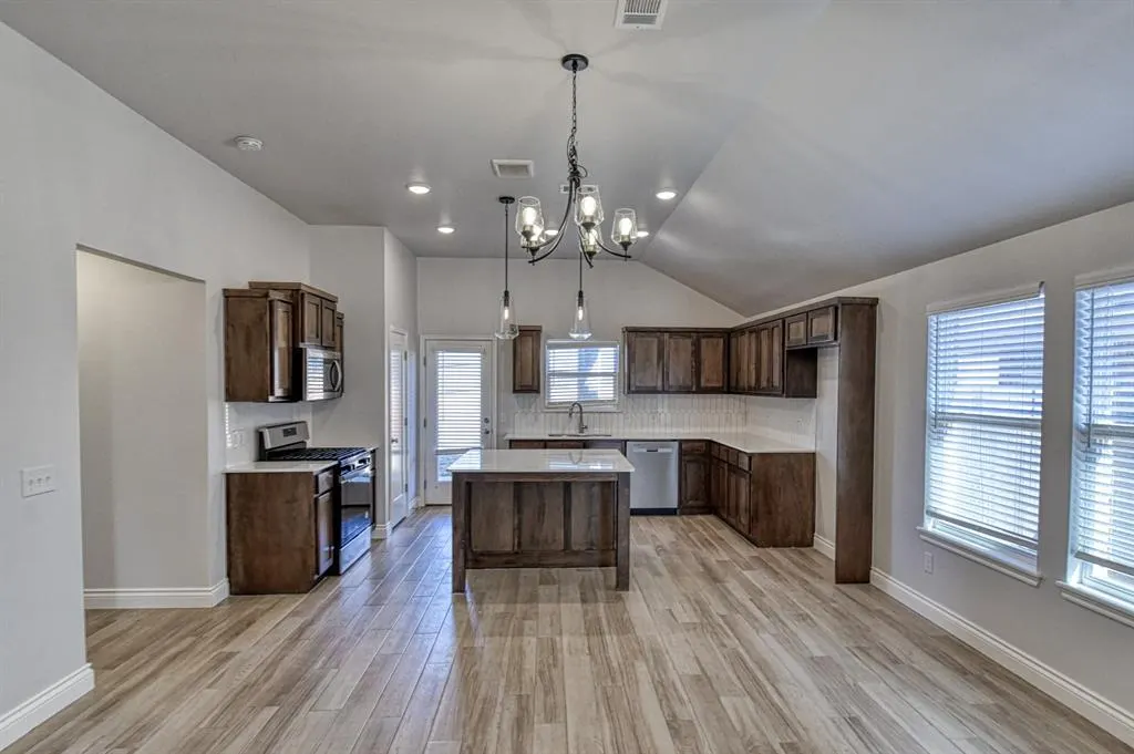 Photo 11 — 3901 NW 177th Street, Edmond, OK 73012