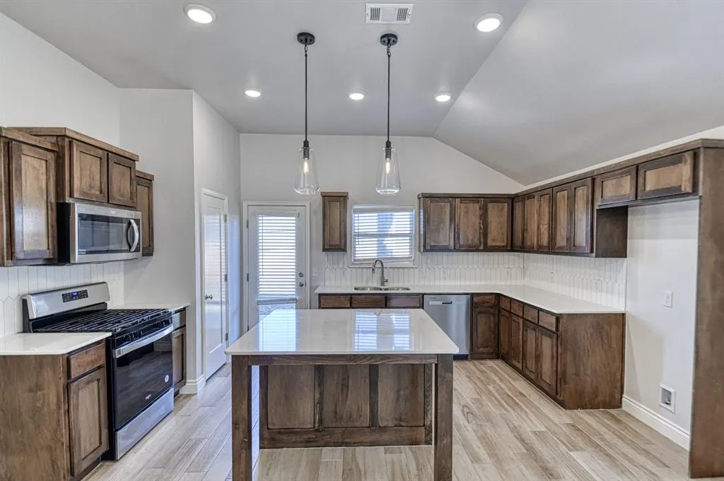 Photo 14 — 3901 NW 177th Street, Edmond, OK 73012