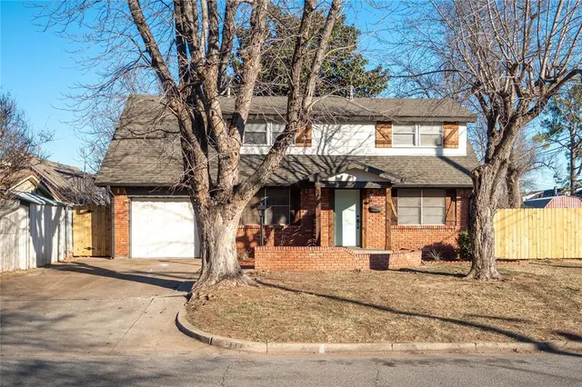 Front exterior — 6204 S McKinley Avenue, Oklahoma City, OK 73139