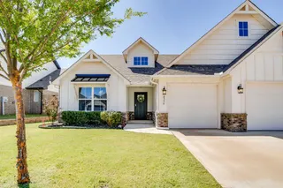 Sold home at 8224 NW 151st Street