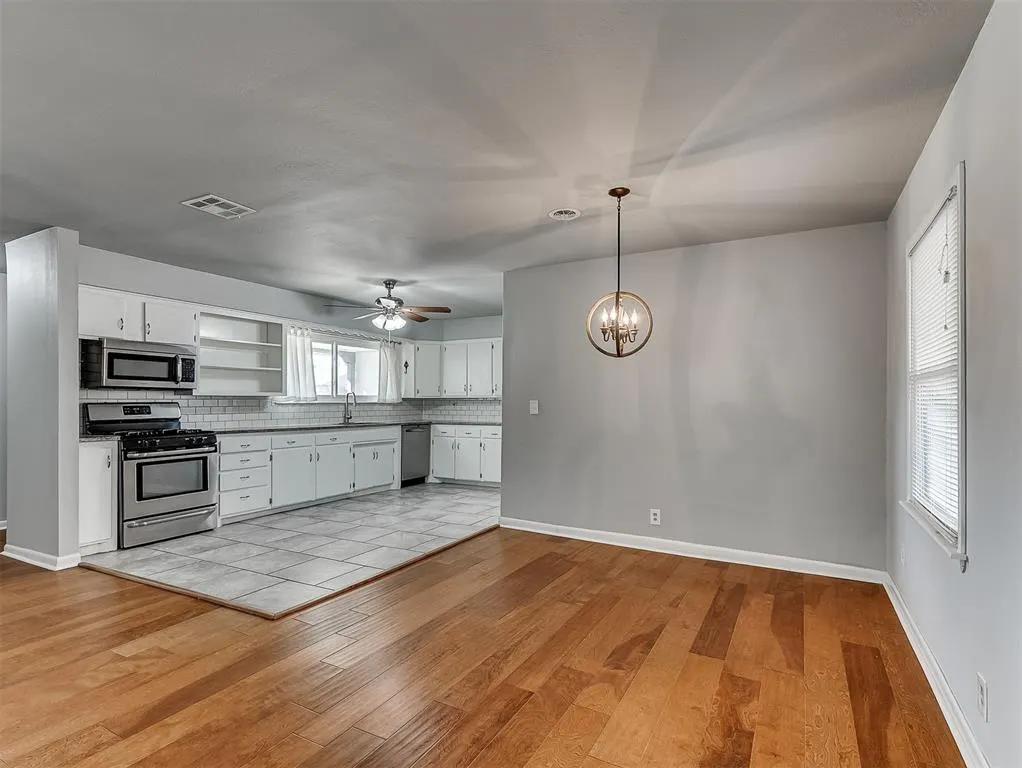 Photo 12 — 2641 Kent Drive, Oklahoma City, OK 73120