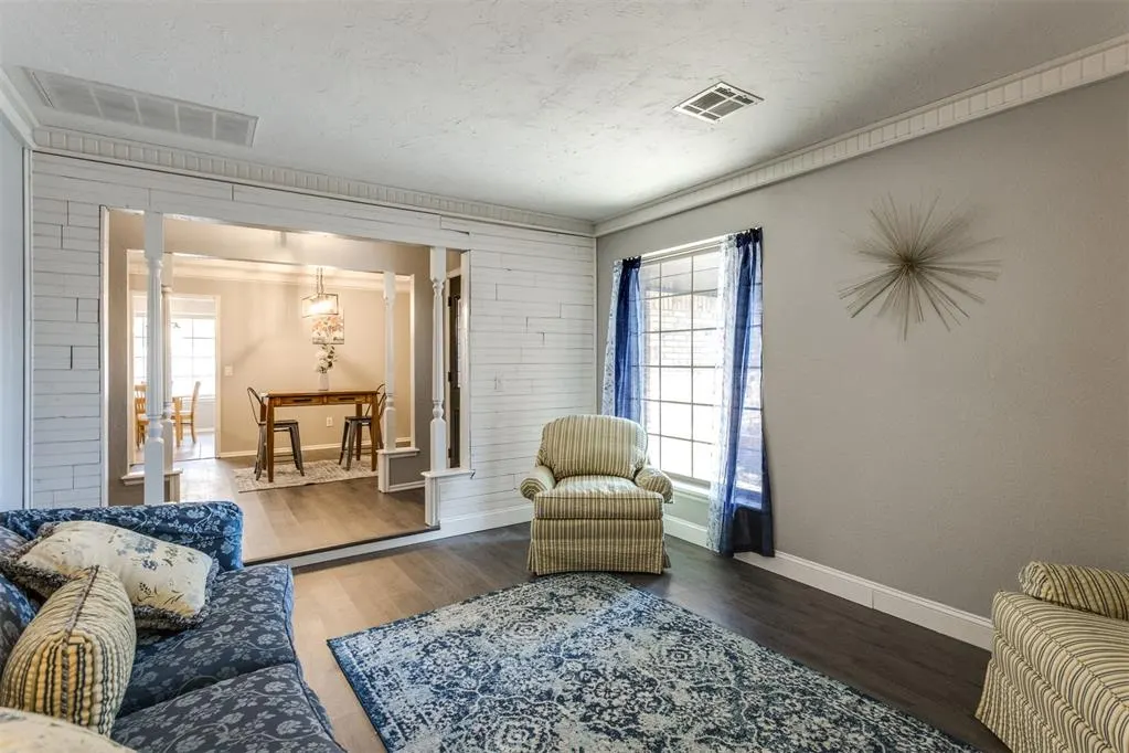 Photo 11 — 6013 Greenview Drive, Oklahoma City, OK 73135