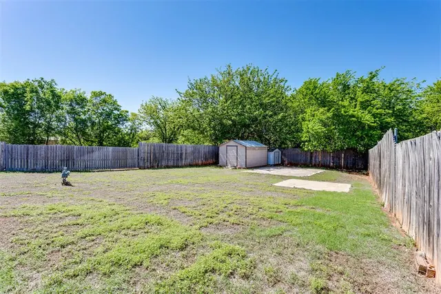 Photo 4 — 6013 Greenview Drive, Oklahoma City, OK 73135