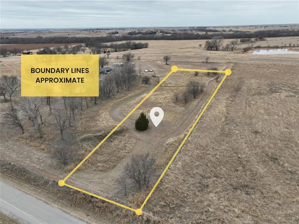 Front exterior — County Street 2840, Amber, OK 73004