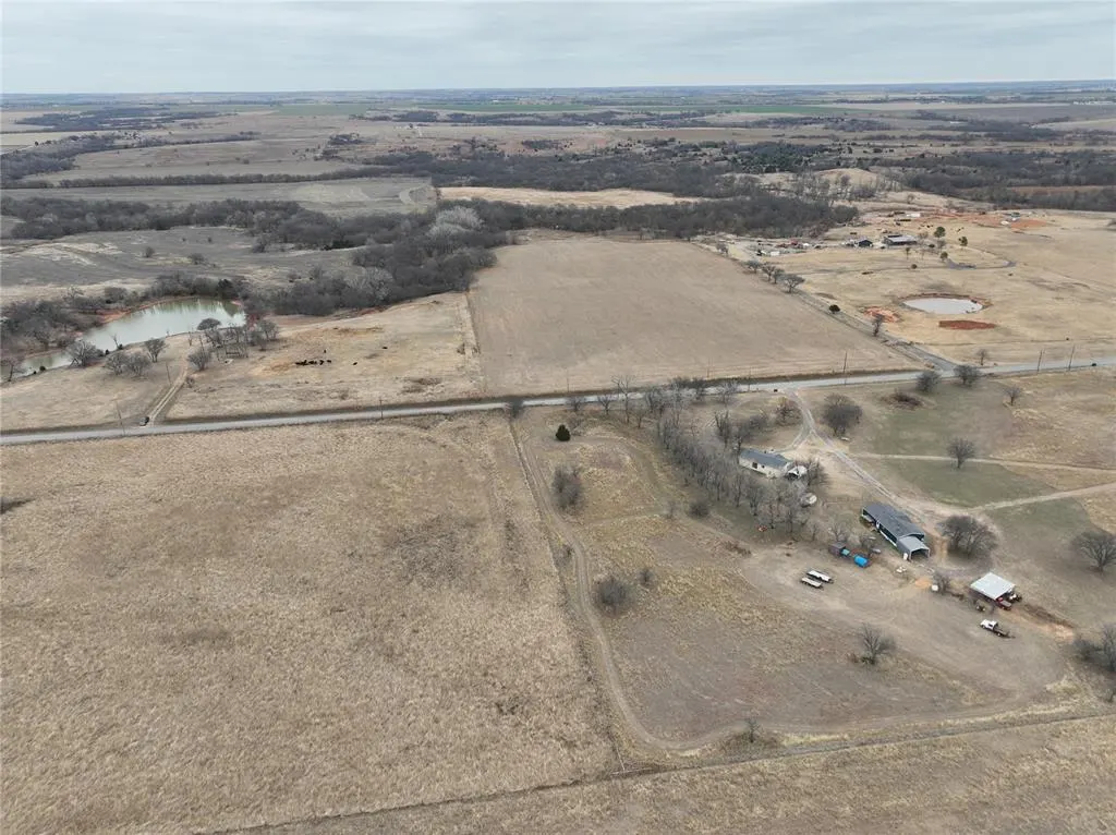 Photo 4 — County Street 2840, Amber, OK 73004