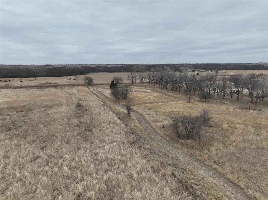 Photo 6 — County Street 2840, Amber, OK 73004