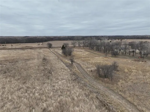 Photo 6 — County Street 2840, Amber, OK 73004