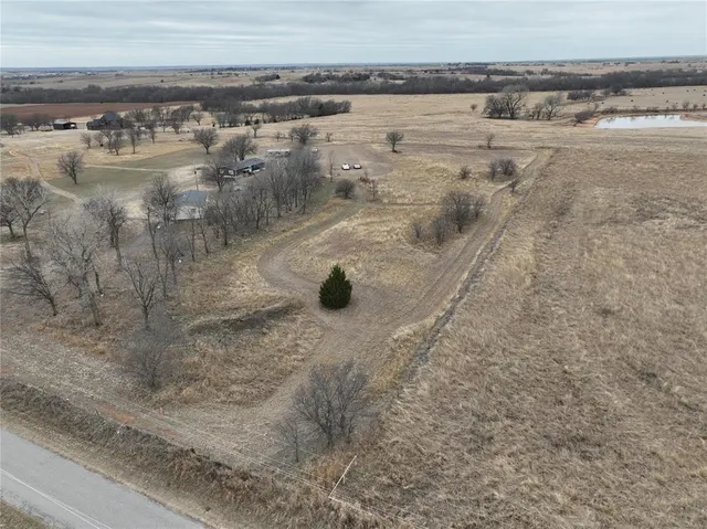 Photo 8 — County Street 2840, Amber, OK 73004