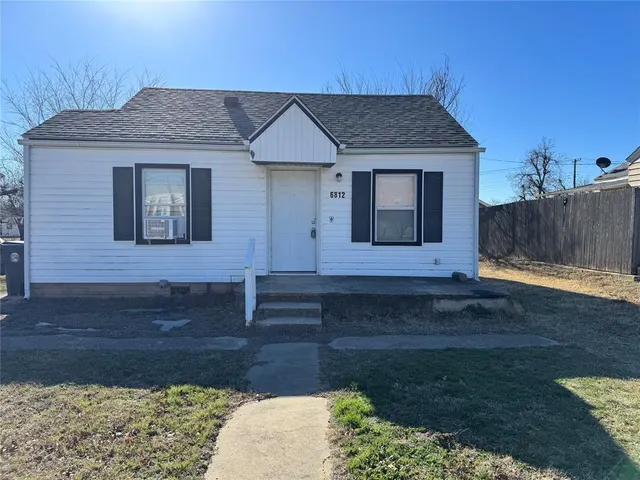Front exterior — 6812 NW 37th Avenue, Bethany, OK 73008