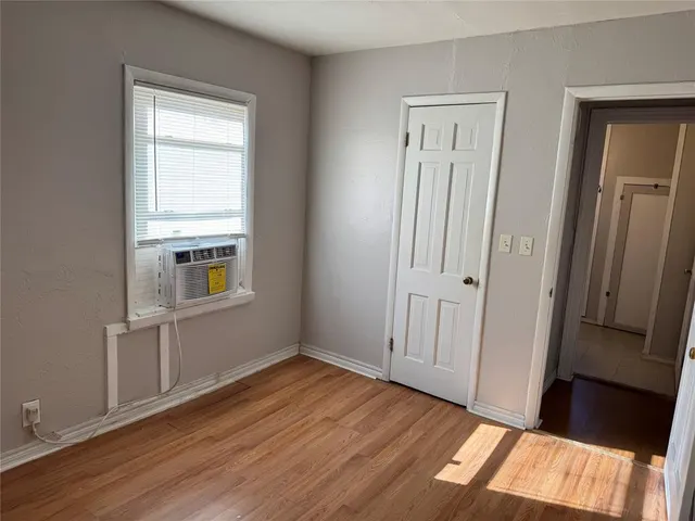 Photo 7 — 6812 NW 37th Avenue, Bethany, OK 73008