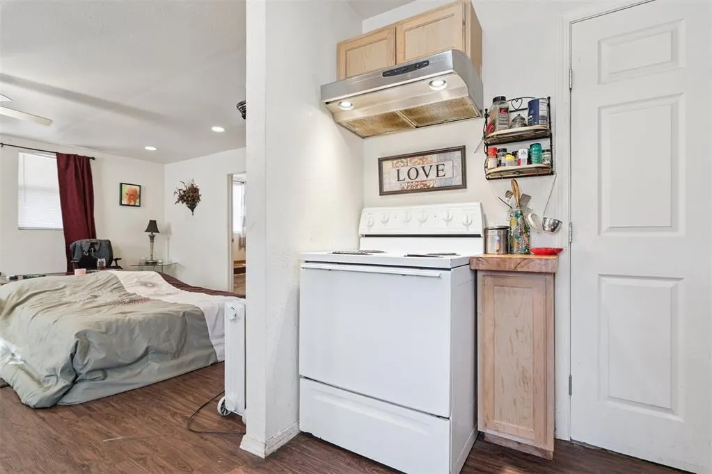 Photo 13 — 10208 Richmond Drive, Oklahoma City, OK 73165