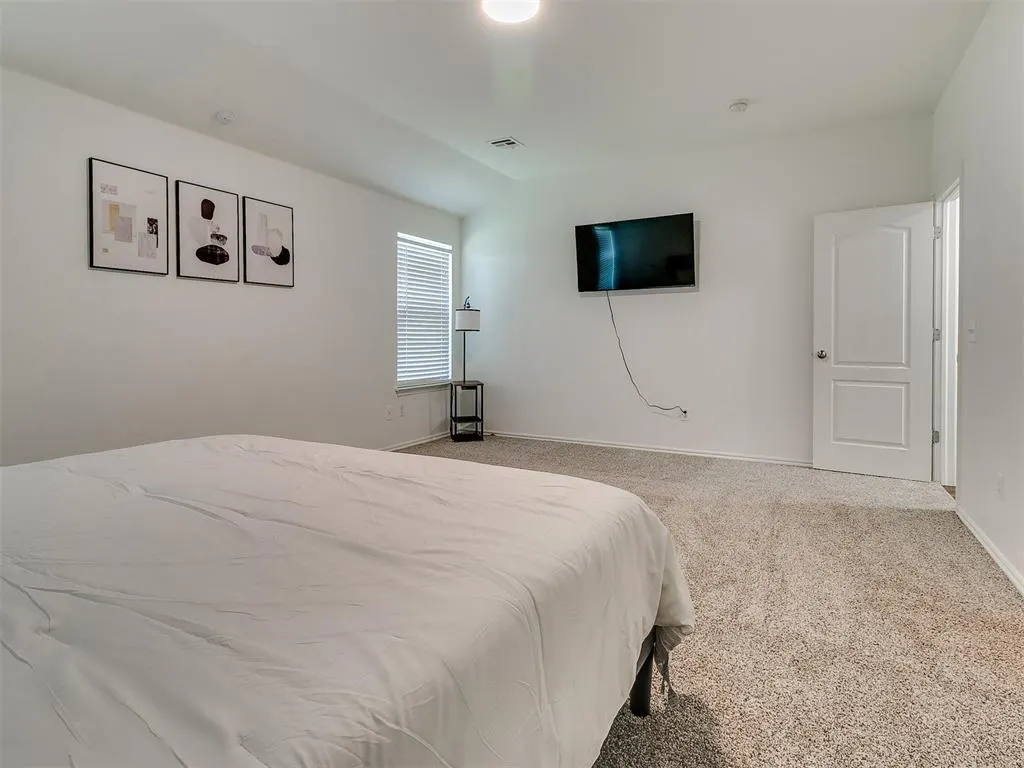 Photo 10 — 8509 SW 49th Circle, Oklahoma City, OK 73179